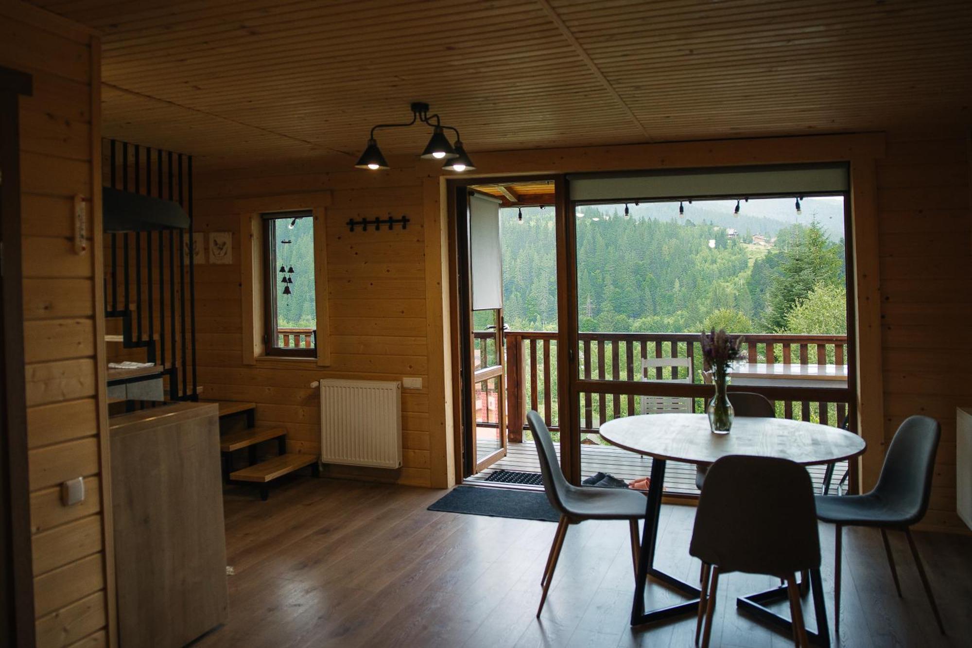 Бриндуш Villa Tatariv Eksteriør billede